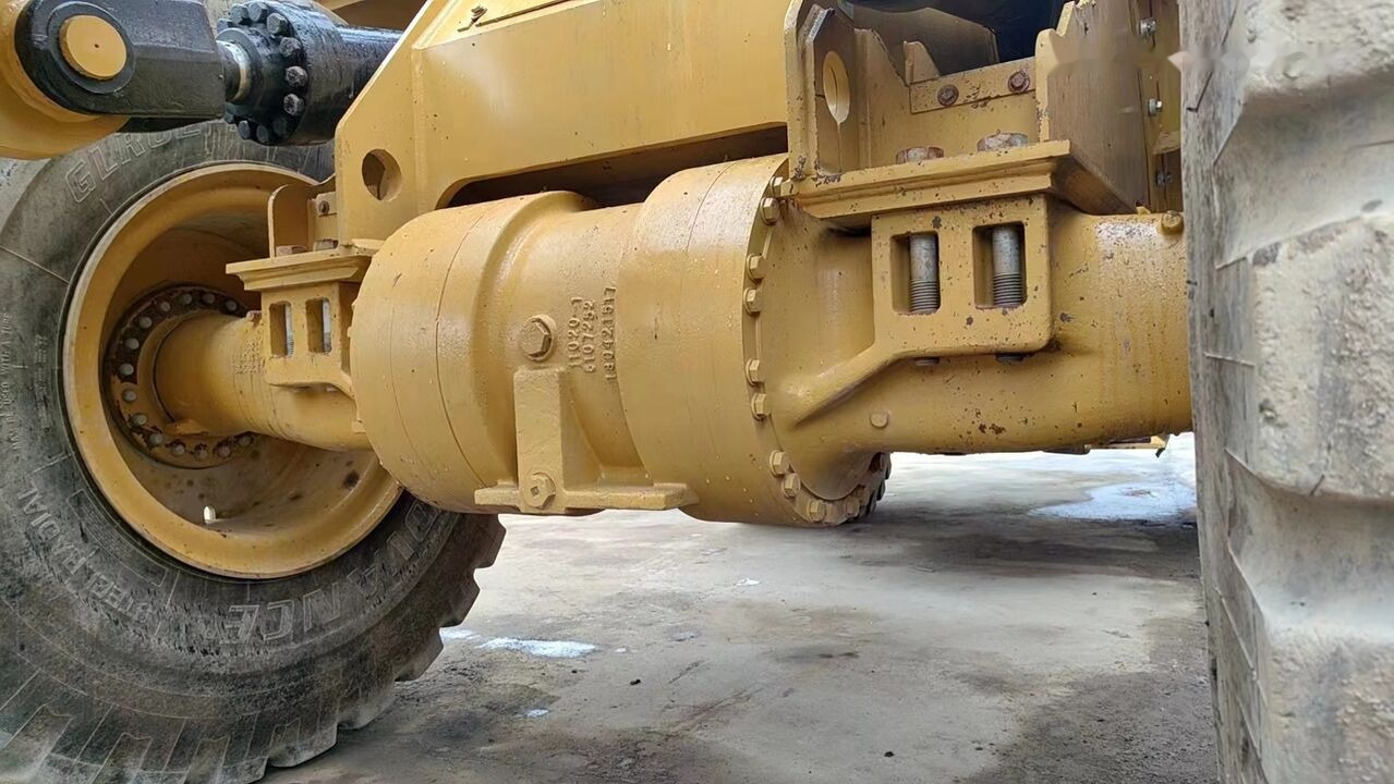 Wheel loader Caterpillar 950GC: picture 6