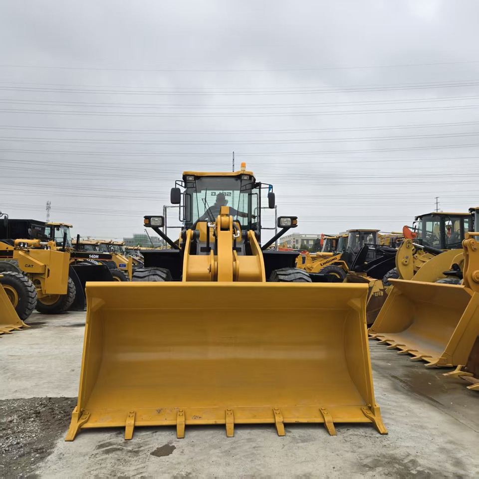 SDLG LG956L - Wheel loader: picture 4 SDLG LG956L - Wheel loader: picture 4