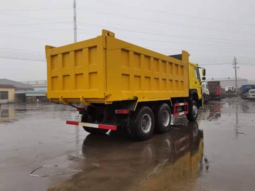 Sinotruk HOWO 6*4 Dump truck - Tipper: picture 3 Sinotruk HOWO 6*4 Dump truck - Tipper: picture 3