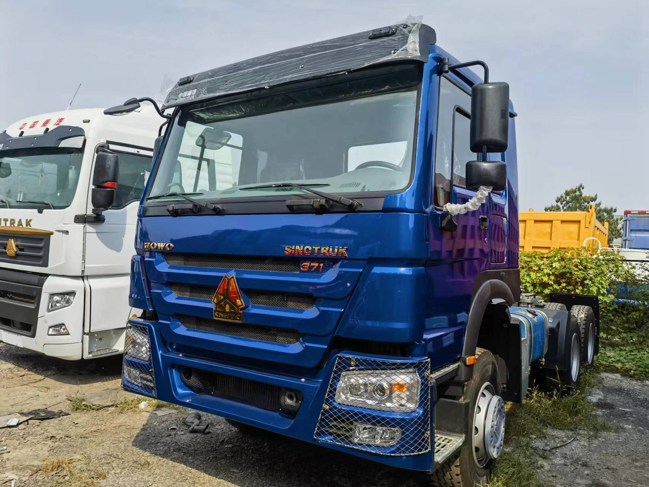 Sinotruk HOWO 371 Tractor - Tractor unit: picture 3 Sinotruk HOWO 371 Tractor - Tractor unit: picture 3
