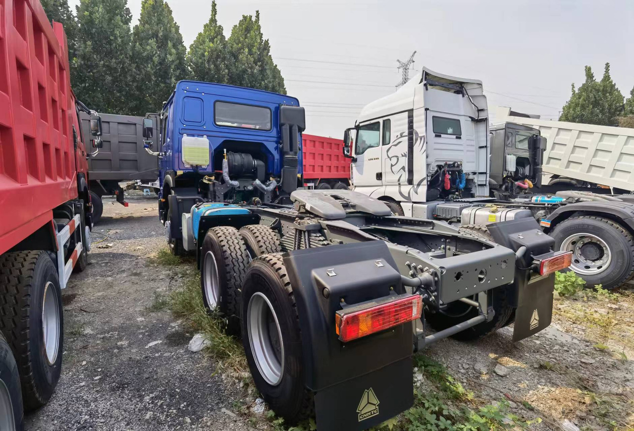 Sinotruk HOWO 371 Tractor - Tractor unit: picture 2 Sinotruk HOWO 371 Tractor - Tractor unit: picture 2