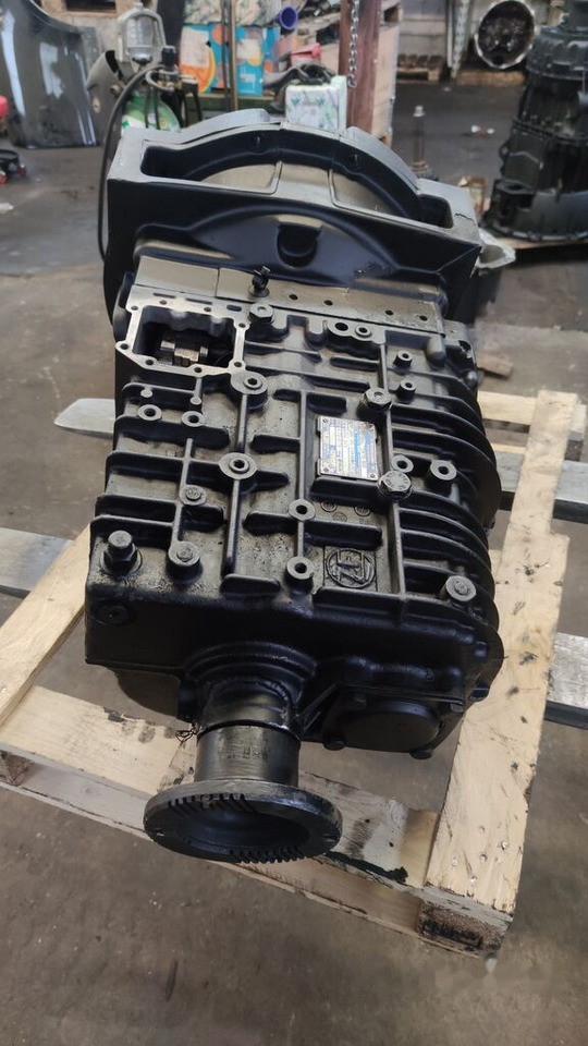 MAN ZF MAN TGL - Gearbox for Truck: picture 1 MAN ZF MAN TGL - Gearbox for Truck: picture 1