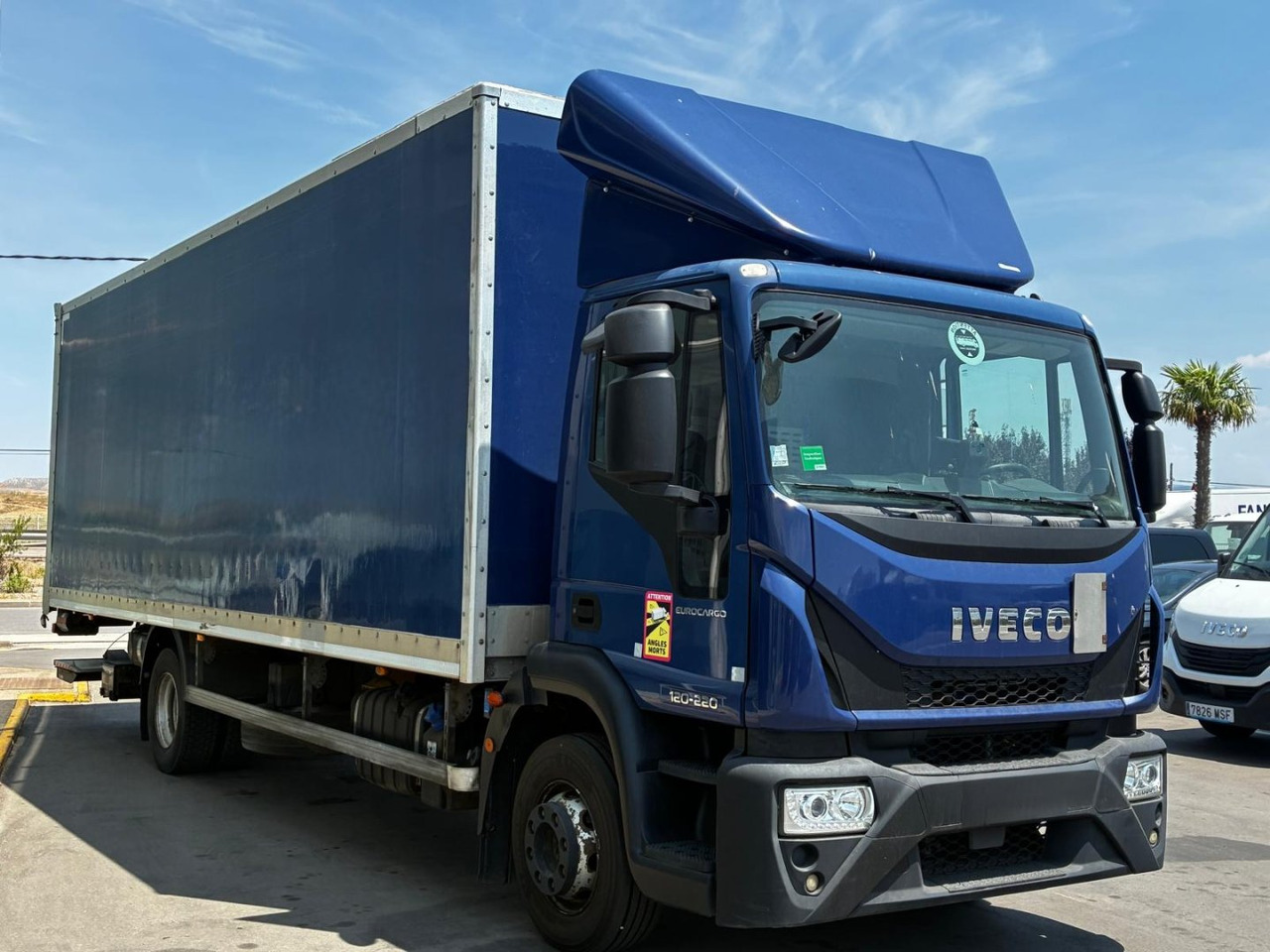 Caja cerrada IVECO Eurocargo ML 120 E22 - Box truck: picture 3 Caja cerrada IVECO Eurocargo ML 120 E22 - Box truck: picture 3