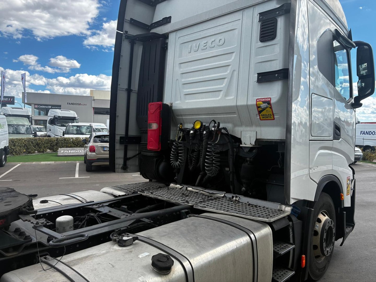 Cabeza Tractora IVECO 460 AUTOMATICO INTARDER ADR - Tractor unit: picture 5 Cabeza Tractora IVECO 460 AUTOMATICO INTARDER ADR - Tractor unit: picture 5