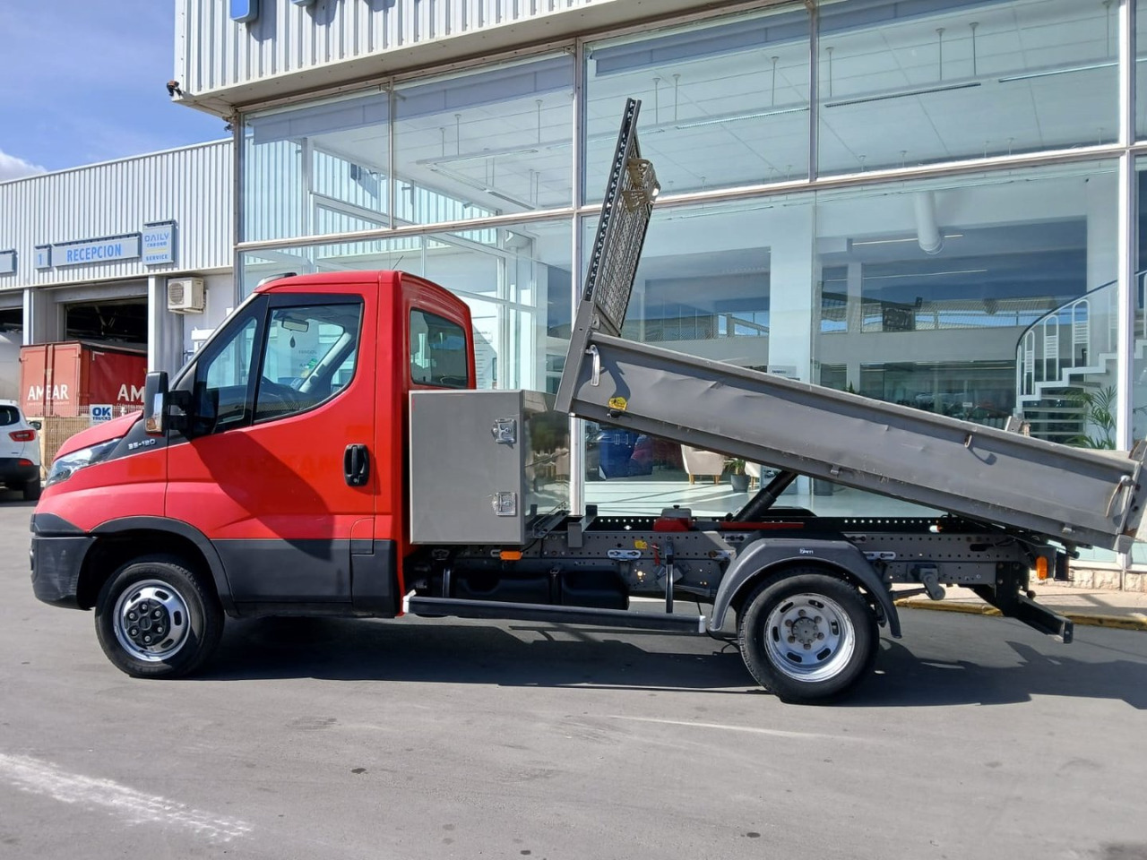 Volquete/Dumper IVECO 35C12 CAJA BASCULANTE - Tipper van: picture 5 Volquete/Dumper IVECO 35C12 CAJA BASCULANTE - Tipper van: picture 5