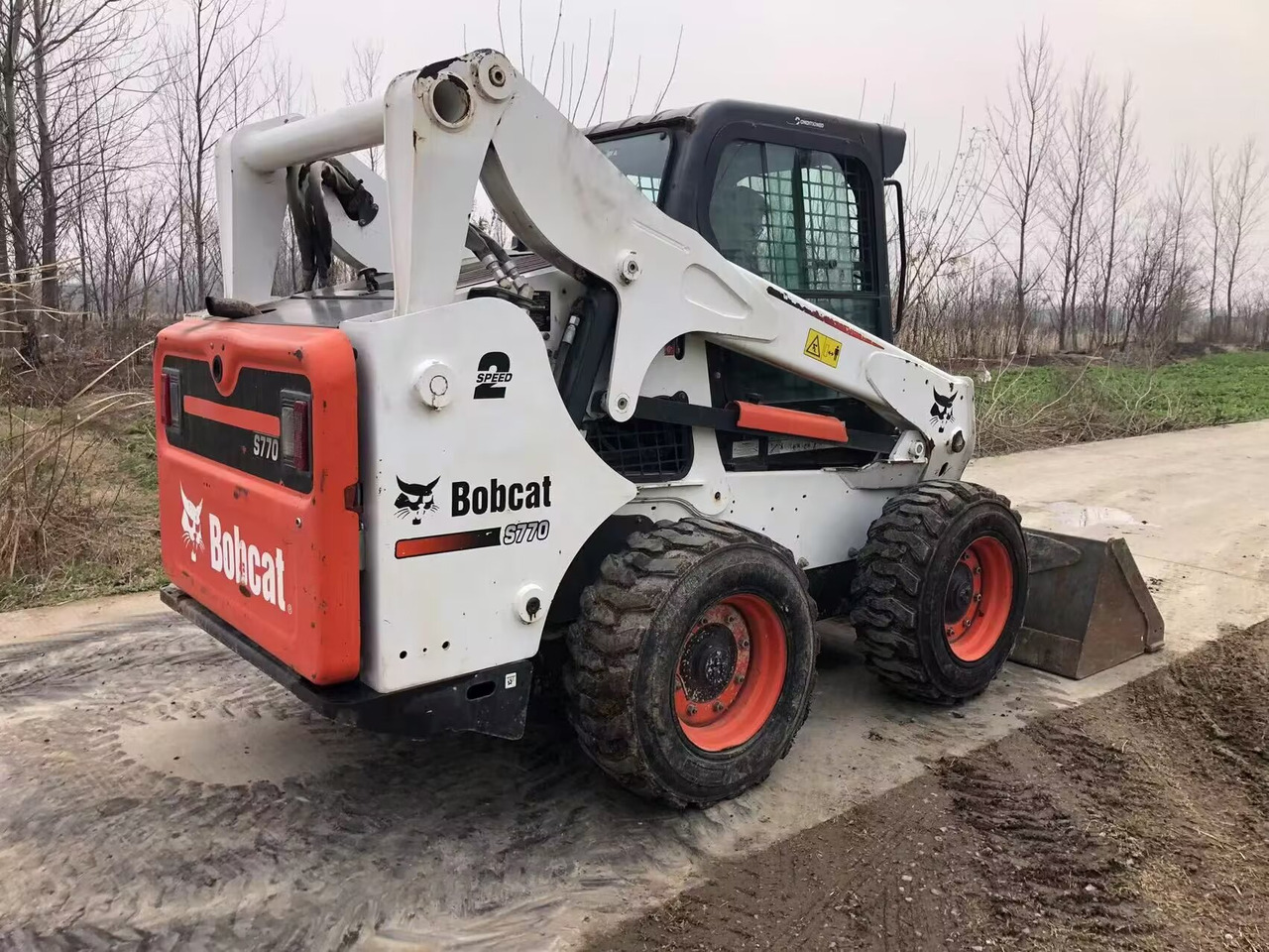 BOBCAT S 770 - Skid steer loader: picture 2 BOBCAT S 770 - Skid steer loader: picture 2