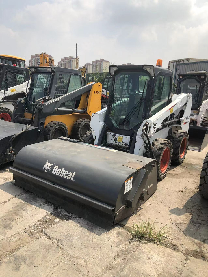 BOBCAT S550 - Skid steer loader: picture 2 BOBCAT S550 - Skid steer loader: picture 2