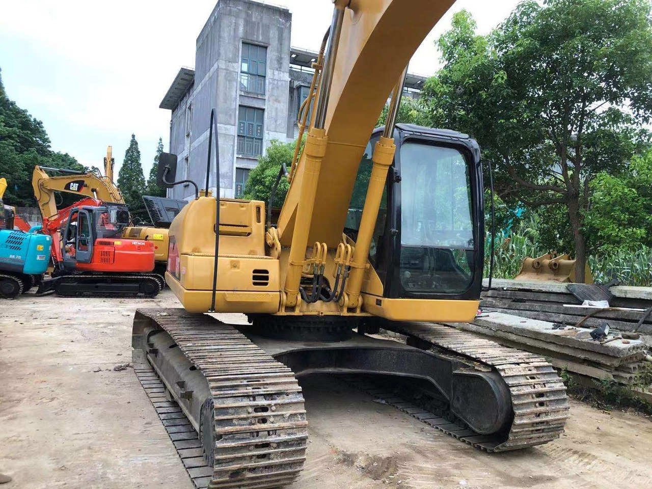 CAT 320CL CAT 320D 320GC - Crawler excavator: picture 3 CAT 320CL CAT 320D 320GC - Crawler excavator: picture 3