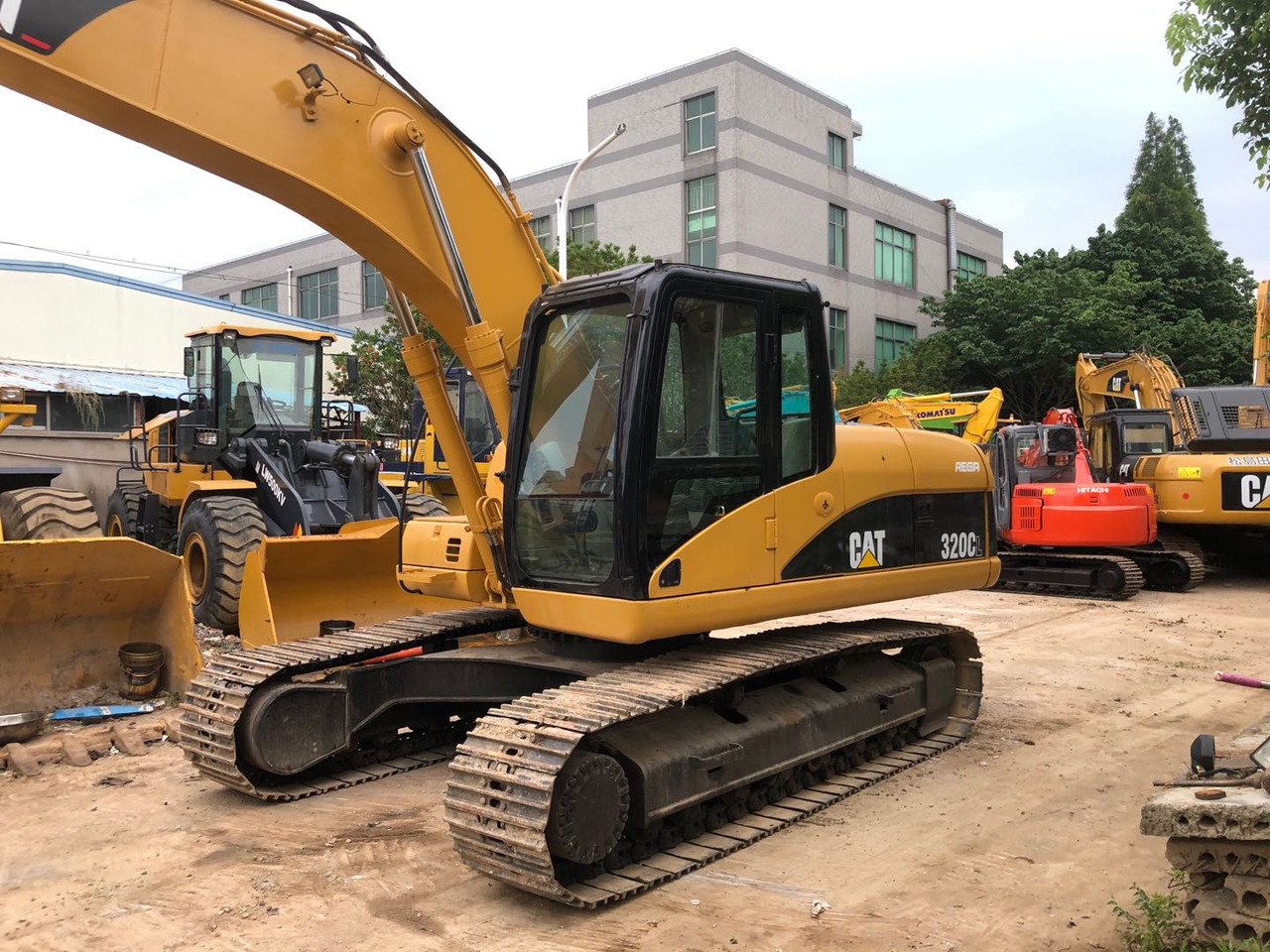 CAT 320CL CAT 320D 320GC - Crawler excavator: picture 1 CAT 320CL CAT 320D 320GC - Crawler excavator: picture 1