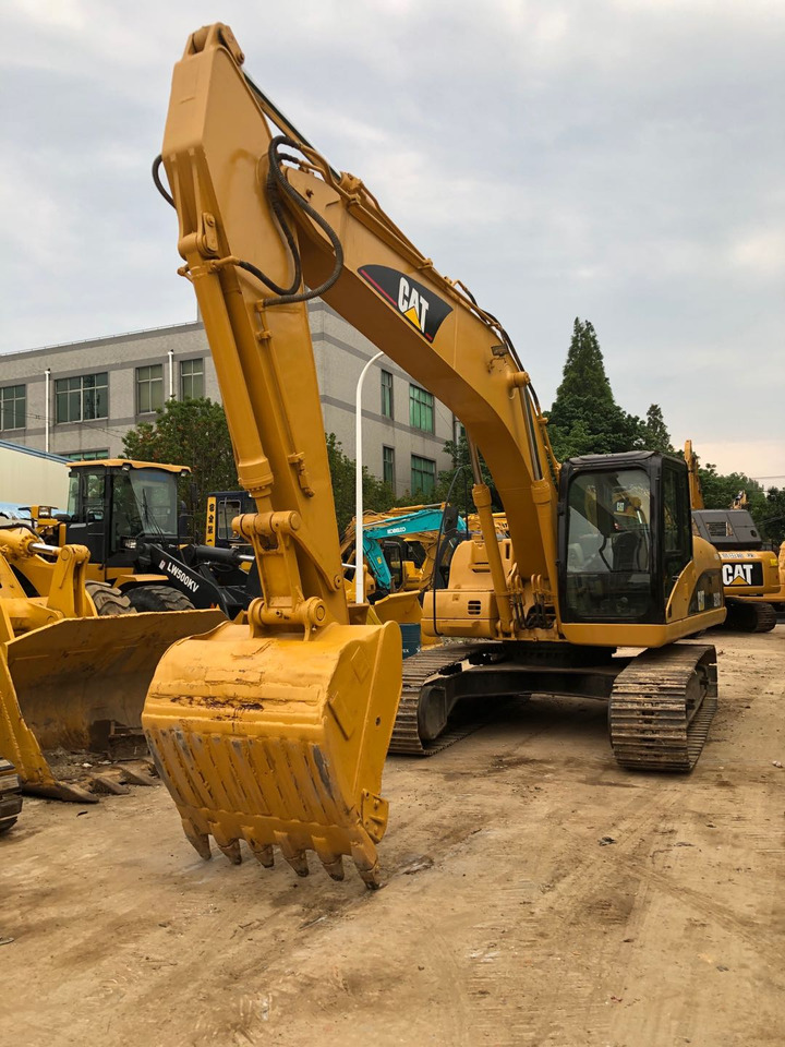 CAT 320CL CAT 320D 320GC - Crawler excavator: picture 2 CAT 320CL CAT 320D 320GC - Crawler excavator: picture 2
