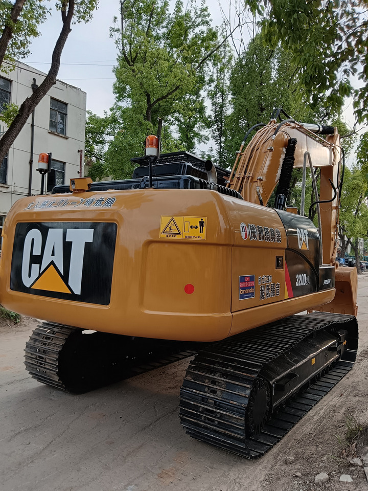 CAT 320D2L 324DL 330D2L 336D2L - Crawler excavator: picture 4 CAT 320D2L 324DL 330D2L 336D2L - Crawler excavator: picture 4