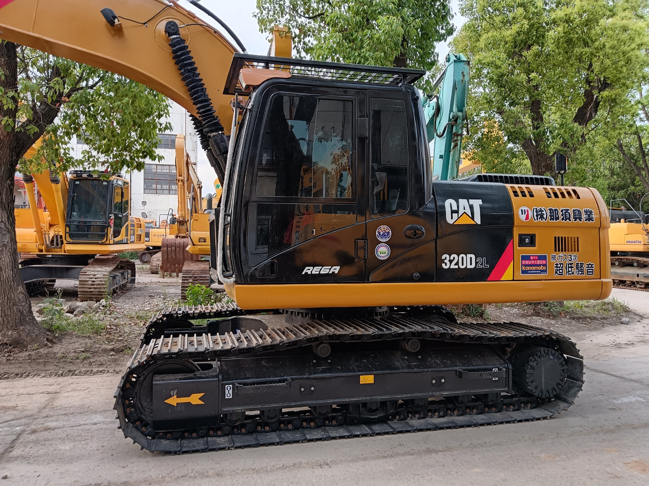 CAT 320D2L 324DL 330D2L - Crawler excavator: picture 1 CAT 320D2L 324DL 330D2L - Crawler excavator: picture 1