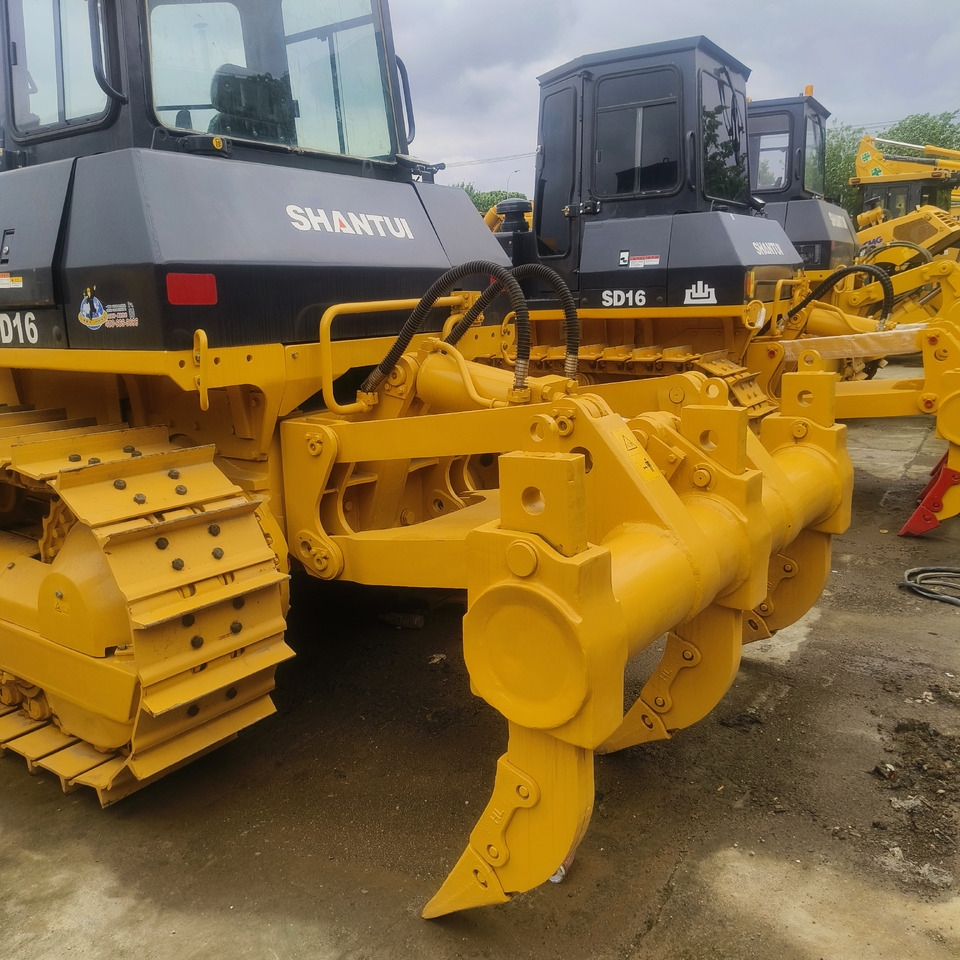 CAT SD16 SD 16 WITH RIPPER - Bulldozer: picture 3 CAT SD16 SD 16 WITH RIPPER - Bulldozer: picture 3