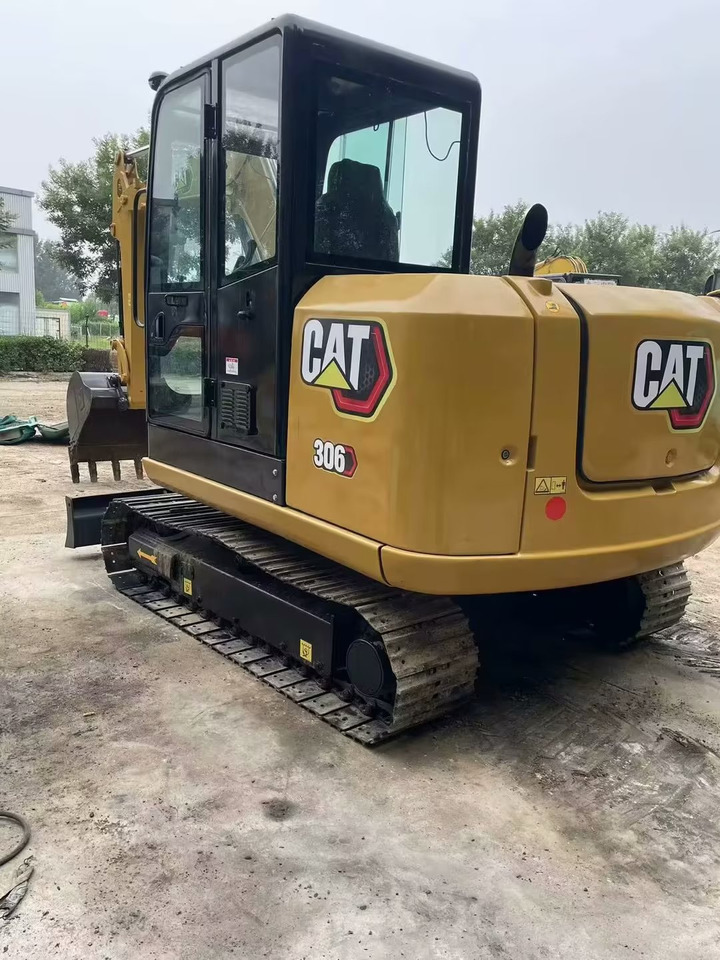 Mini excavator CATERPILLAR 306E2 CAT: picture 1