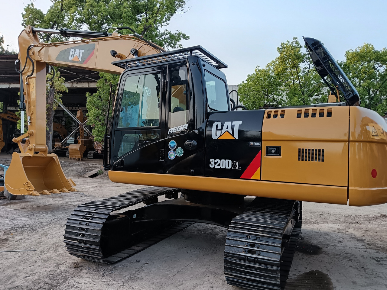 CATERPILLAR 320D2L CAT 320D 2 L 336D 349D 330D - Crawler excavator: picture 1 CATERPILLAR 320D2L CAT 320D 2 L 336D 349D 330D - Crawler excavator: picture 1