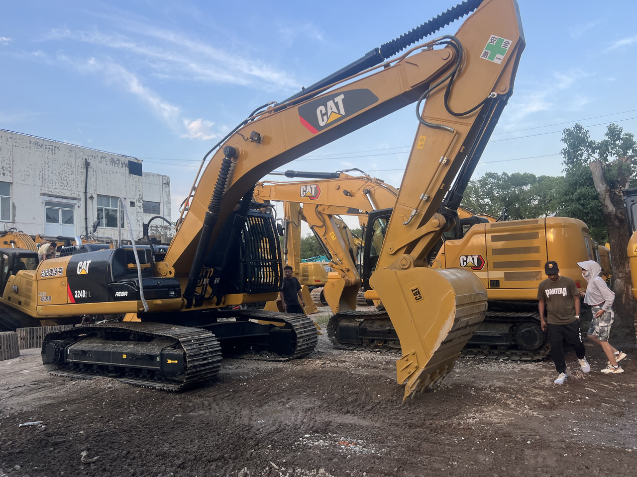 CATERPILLAR 324 DL CAT - Crawler excavator: picture 2 CATERPILLAR 324 DL CAT - Crawler excavator: picture 2