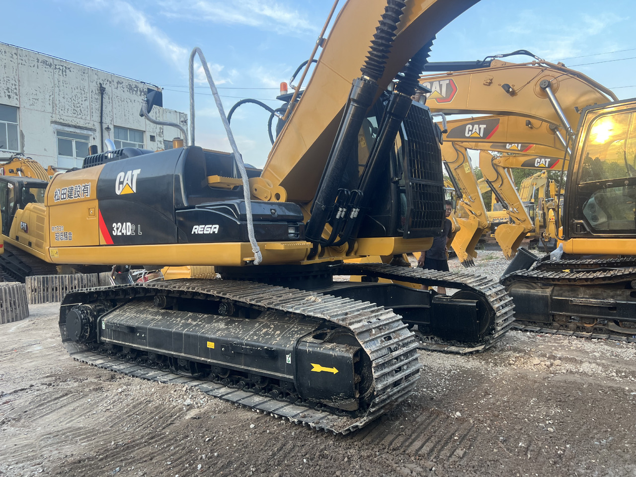 CATERPILLAR 324 DL CAT - Crawler excavator: picture 4 CATERPILLAR 324 DL CAT - Crawler excavator: picture 4