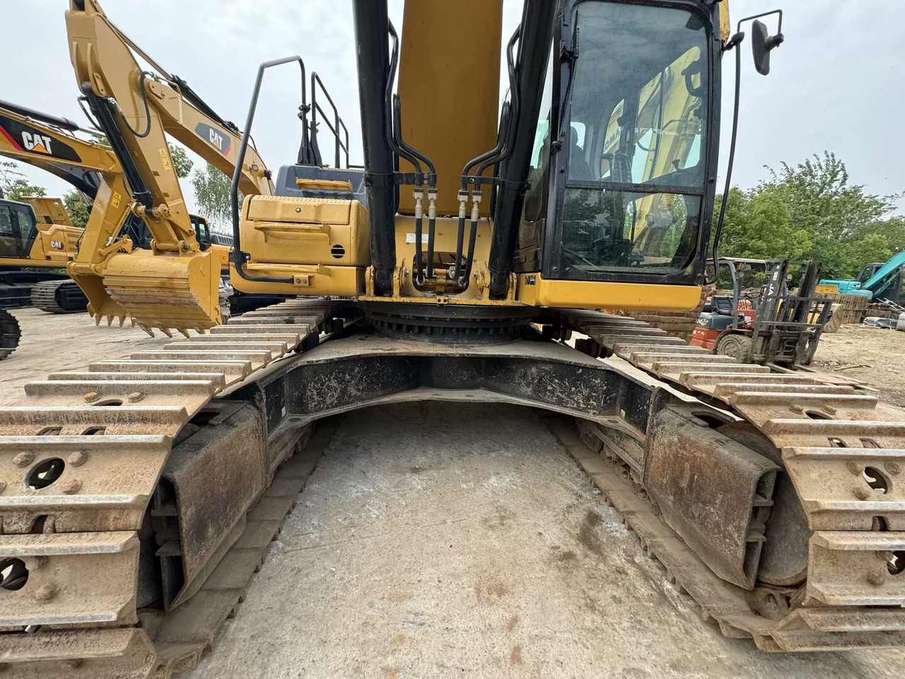 CATERPILLAR 336GC CAT 336 GC - Crawler excavator: picture 2 CATERPILLAR 336GC CAT 336 GC - Crawler excavator: picture 2