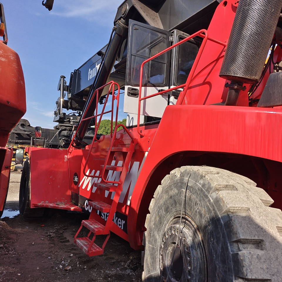 FANTUZZI CS45KMHD 45 TON REACH STACKER - Reach stacker: picture 2 FANTUZZI CS45KMHD 45 TON REACH STACKER - Reach stacker: picture 2