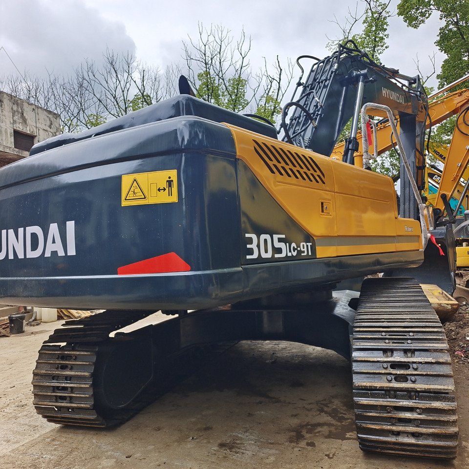 HYUNDAI 305LC-9T 305LC - 9T 305 LC - 9S - Crawler excavator: picture 4 HYUNDAI 305LC-9T 305LC - 9T 305 LC - 9S - Crawler excavator: picture 4
