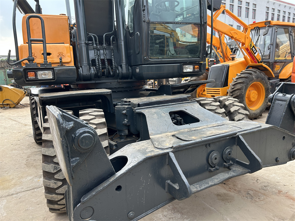 HYUNDAI R210W-9S 210W - 9 S 210W-9T - Wheel excavator: picture 5 HYUNDAI R210W-9S 210W - 9 S 210W-9T - Wheel excavator: picture 5