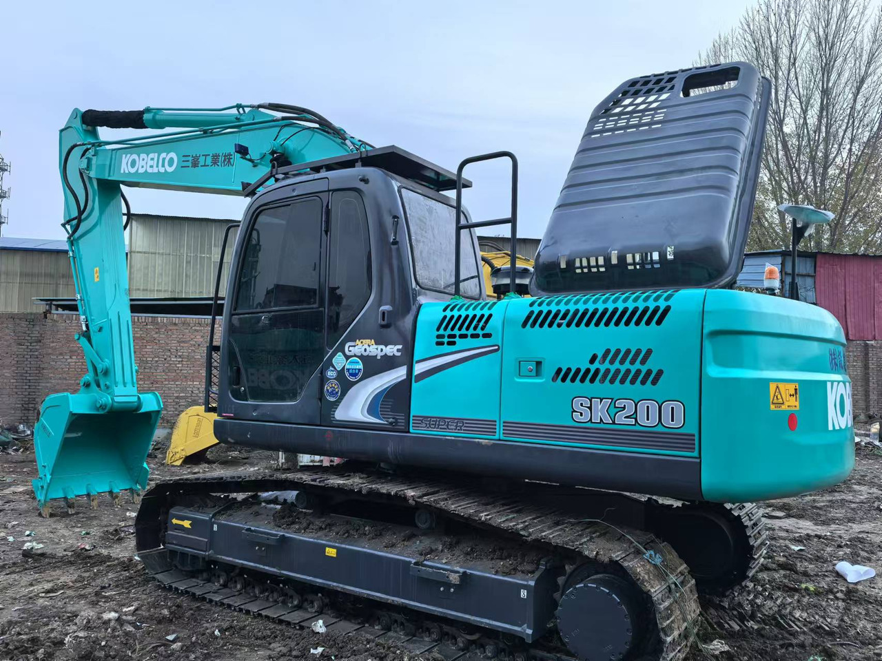 KOBELCO SK200-8 SK 200-8 200 - 8 - Crawler excavator: picture 1 KOBELCO SK200-8 SK 200-8 200 - 8 - Crawler excavator: picture 1