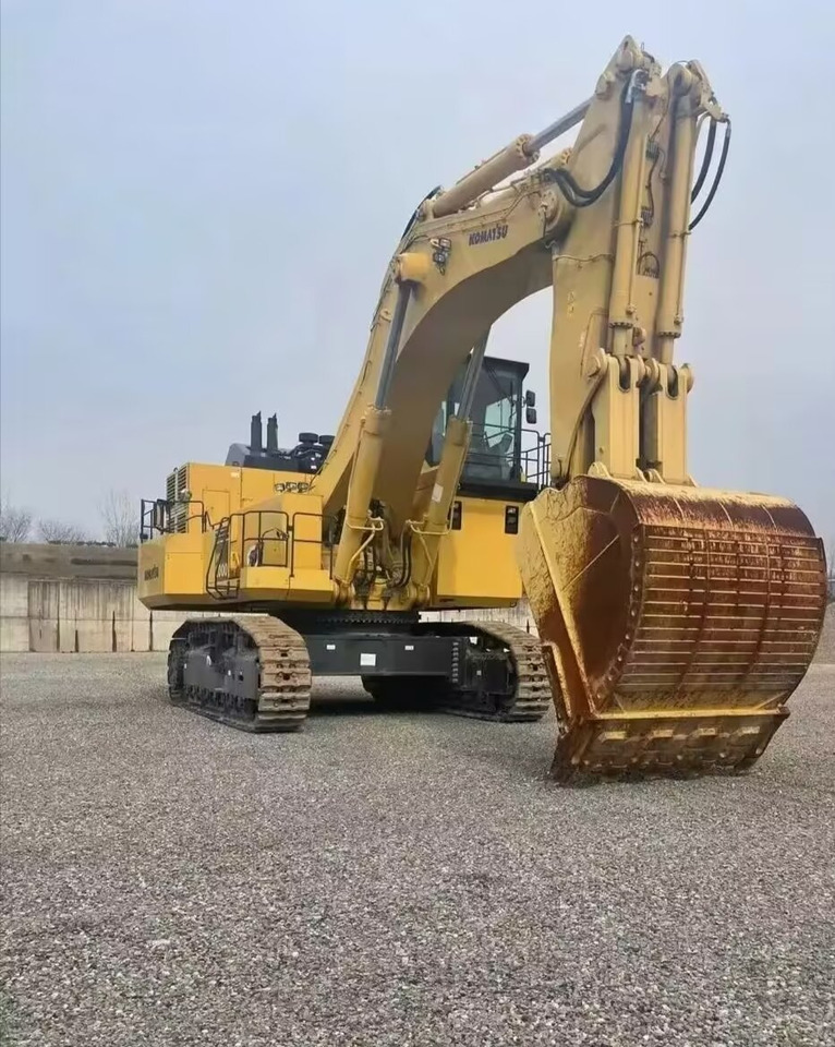 KOMATSU PC2000 - Mining machinery: picture 5 KOMATSU PC2000 - Mining machinery: picture 5