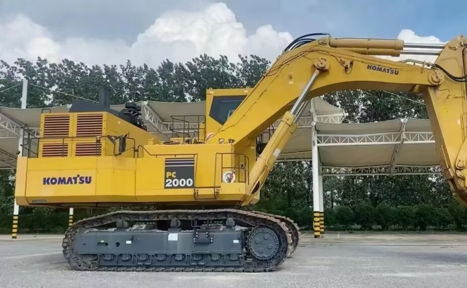 KOMATSU PC2000 MINING DIGGER - Mining machinery: picture 4 KOMATSU PC2000 MINING DIGGER - Mining machinery: picture 4