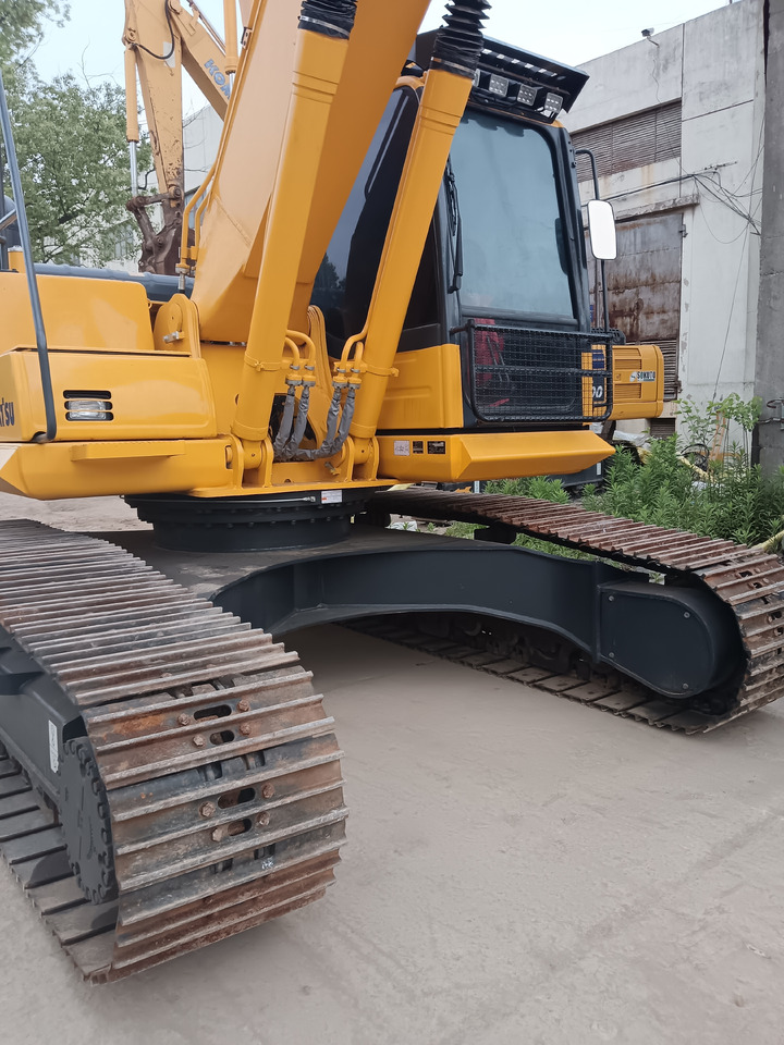 Crawler excavator KOMATSU PC240LC: picture 17