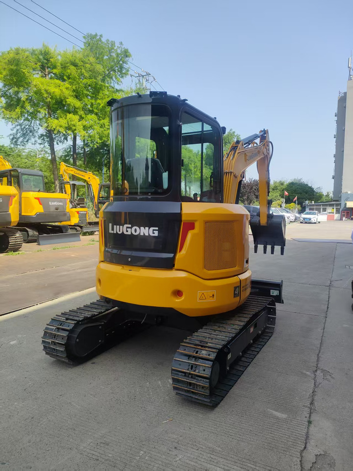 LIUGONG 9035F ZTSG4 BRAND NEW 3.8 TON 3 TON 4 TON MINI DIGGER - Mini excavator: picture 3 LIUGONG 9035F ZTSG4 BRAND NEW 3.8 TON 3 TON 4 TON MINI DIGGER - Mini excavator: picture 3