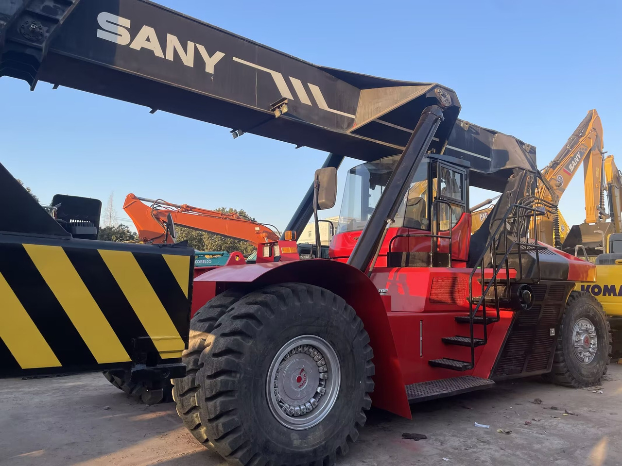 SANY SRSC45C30 - Container handler: picture 1 SANY SRSC45C30 - Container handler: picture 1