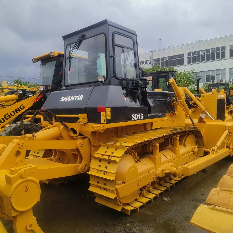 SHANTUI SD16 WITH RIPPER - Bulldozer: picture 1 SHANTUI SD16 WITH RIPPER - Bulldozer: picture 1