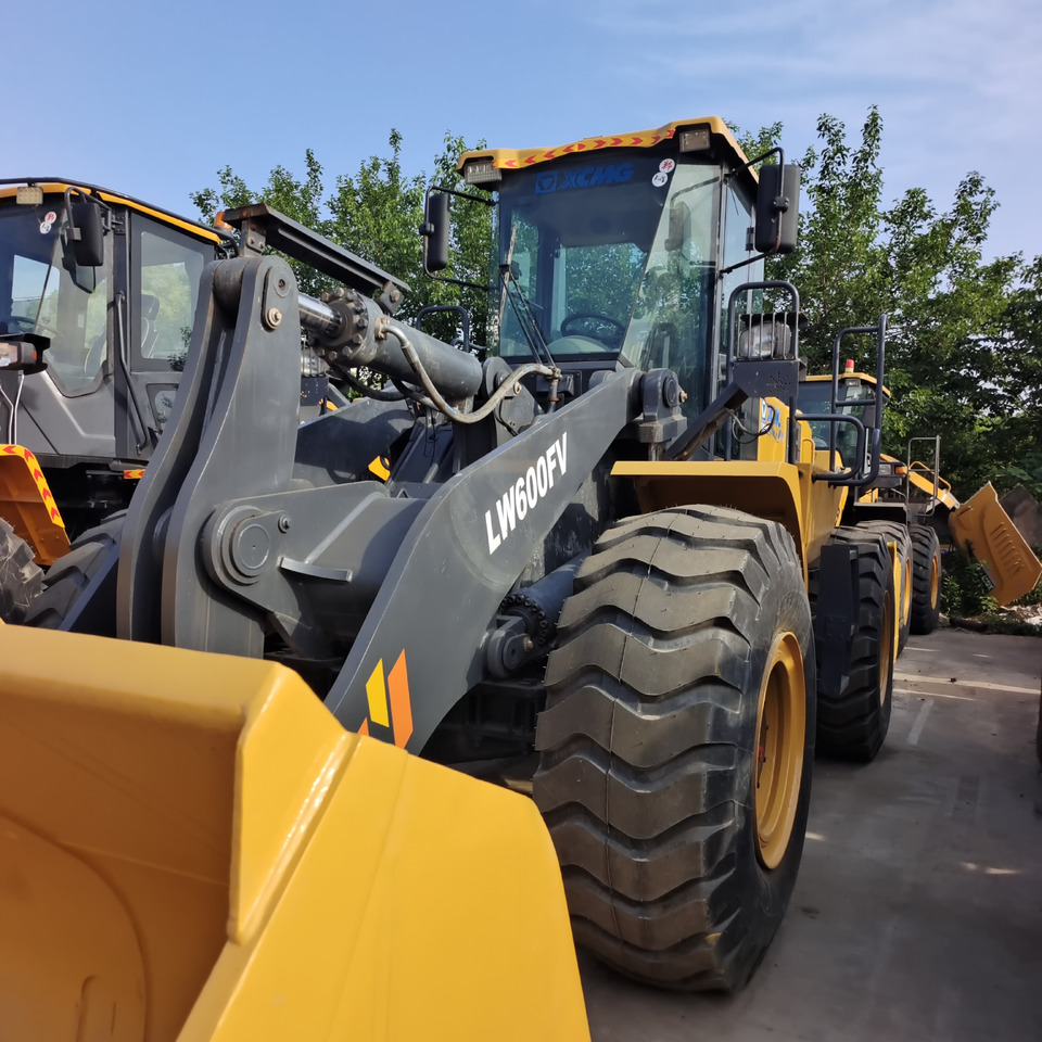 XCMG LW600FV - Wheel loader: picture 4 XCMG LW600FV - Wheel loader: picture 4
