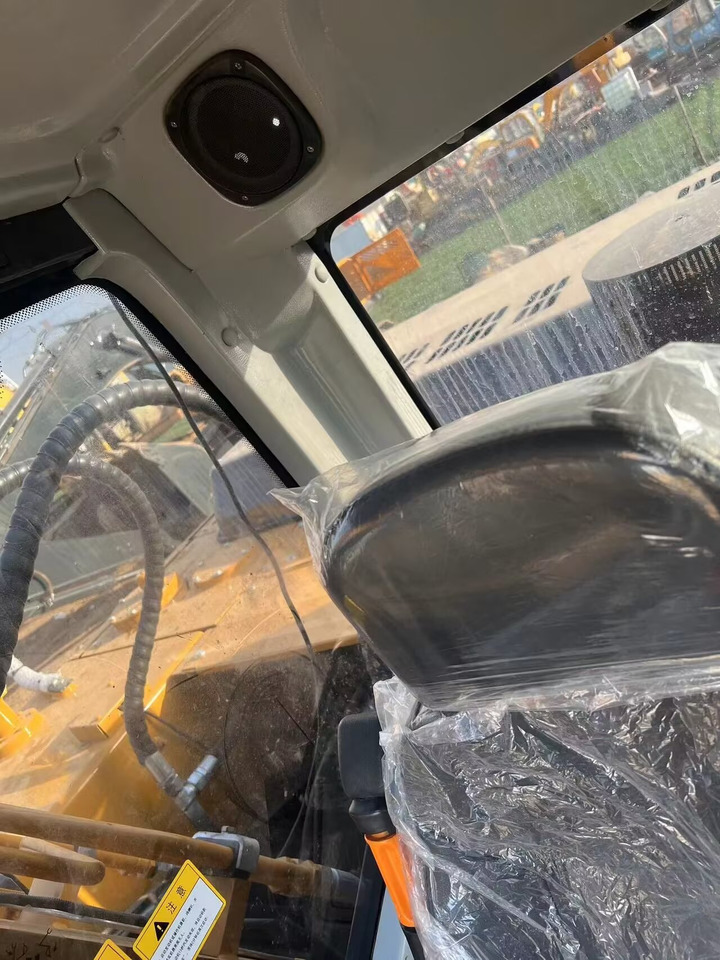 XCMG XE215DA - Crawler excavator: picture 5 XCMG XE215DA - Crawler excavator: picture 5