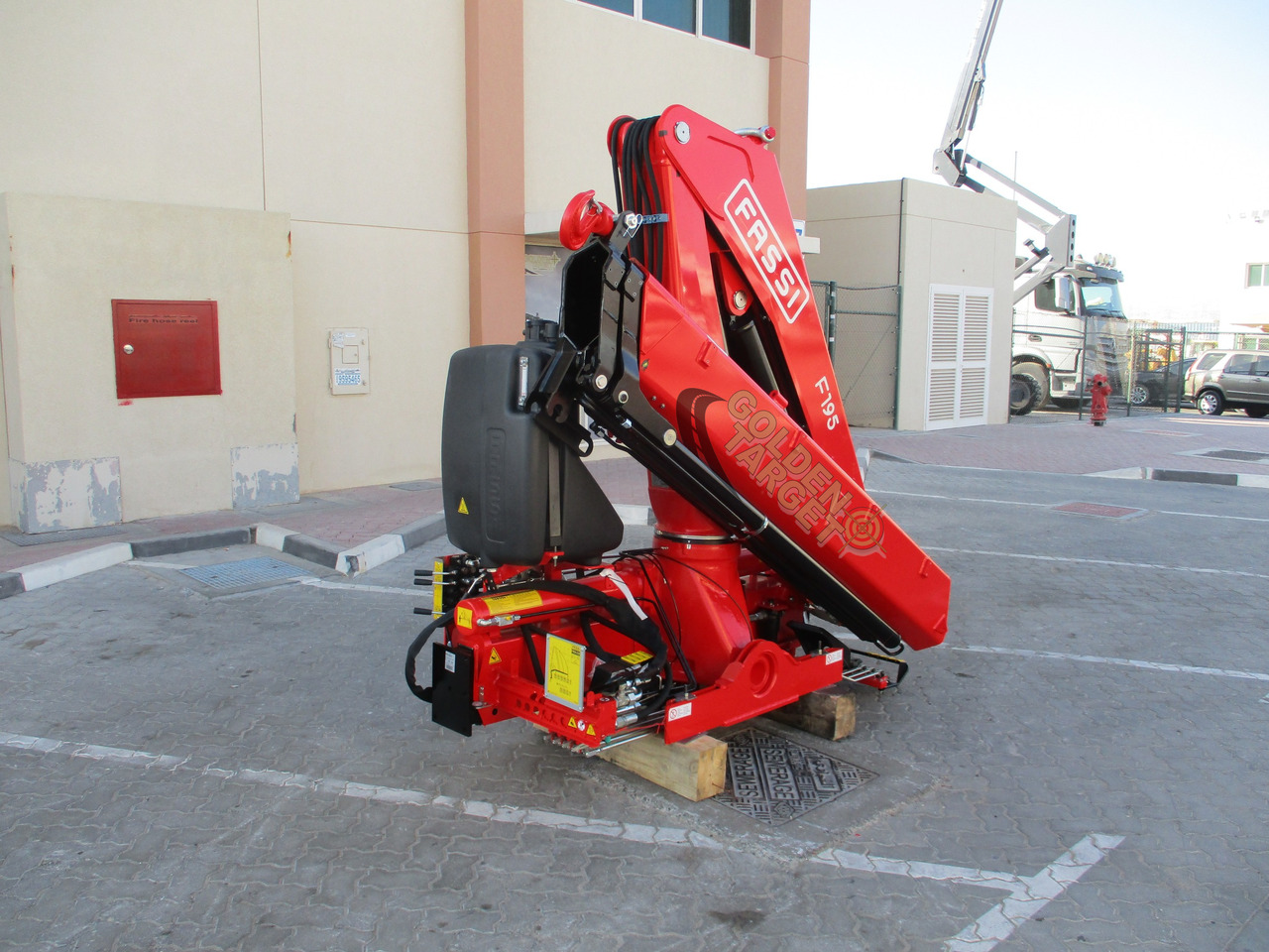 Fassi F195A.0.22 Crane - Loader crane for Truck: picture 2 Fassi F195A.0.22 Crane - Loader crane for Truck: picture 2