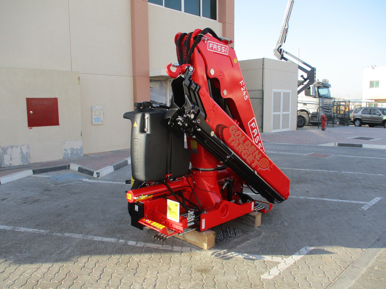 Fassi F245A.0.23 Crane - Loader crane for Truck: picture 2 Fassi F245A.0.23 Crane - Loader crane for Truck: picture 2