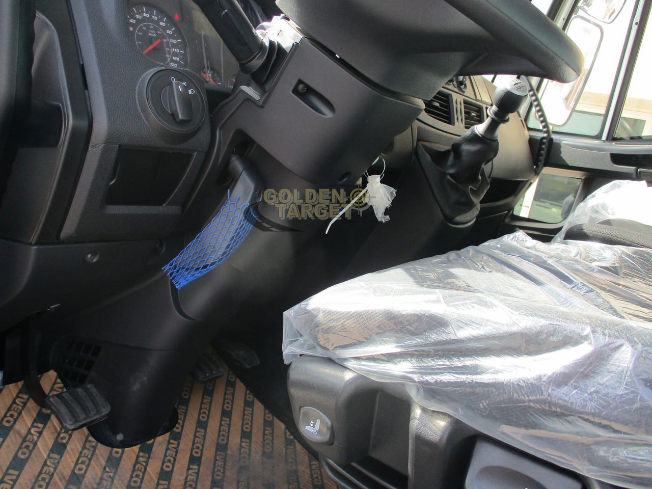 New Cab chassis truck IVECO EUROCARGO 180E28 4x2 Chassis: picture 11