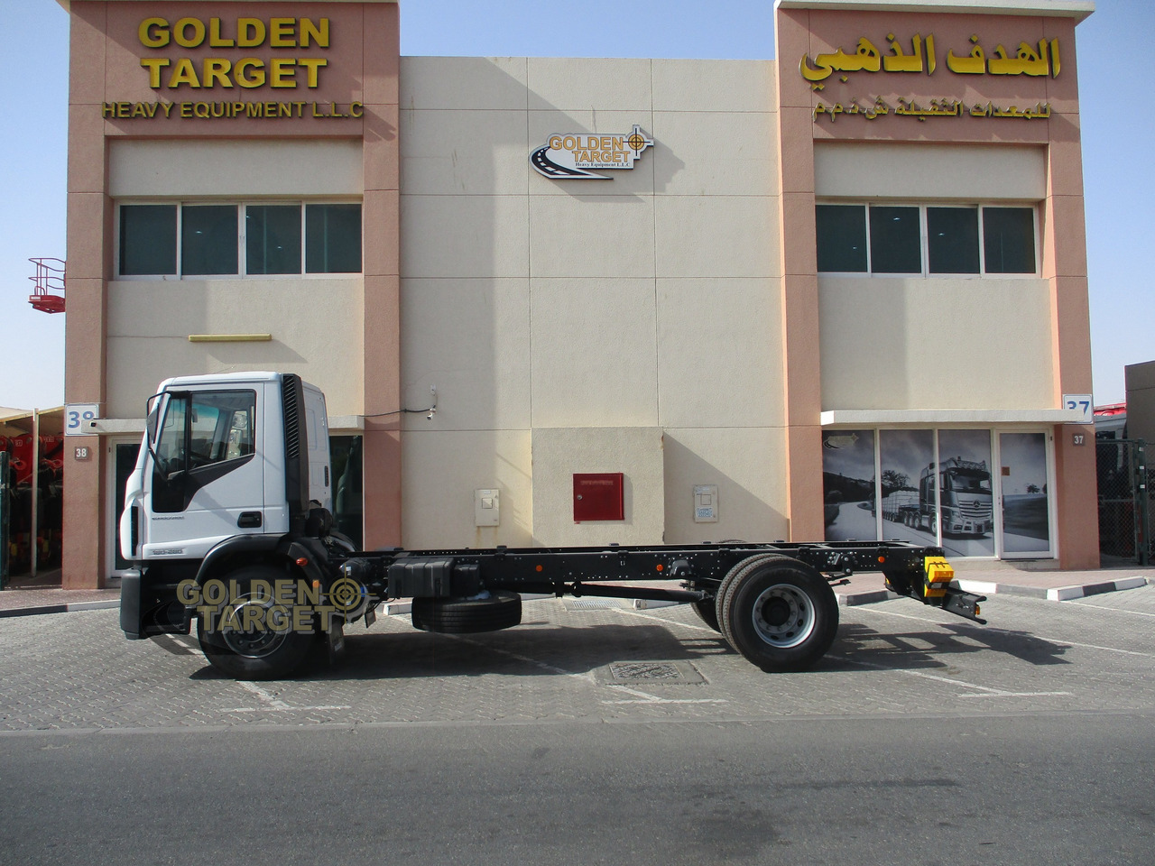 New Cab chassis truck IVECO EUROCARGO 180E28 4x2 Chassis: picture 6