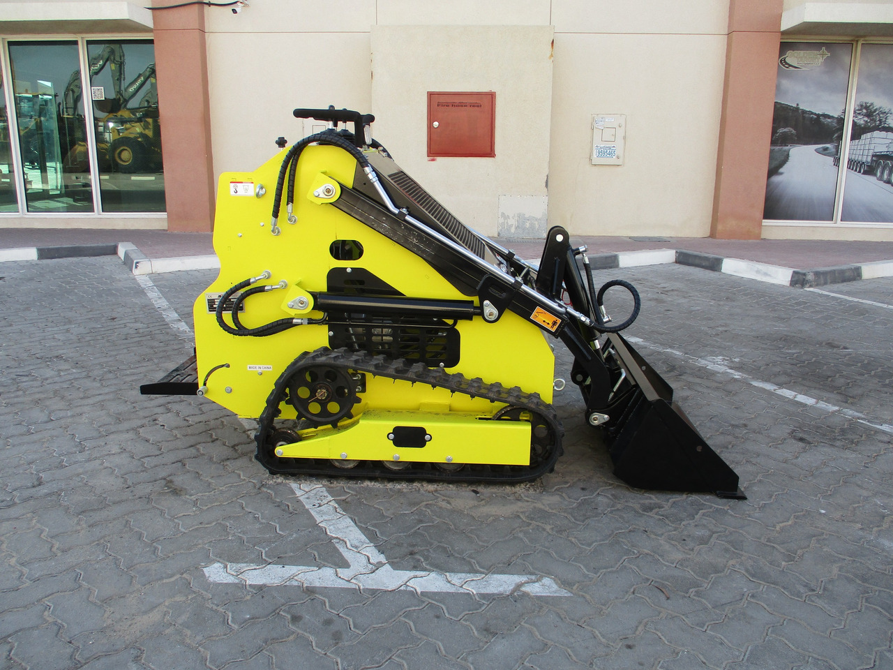 MACHPRO MPS330 Mini Skid Steer - Skid steer loader: picture 5 MACHPRO MPS330 Mini Skid Steer - Skid steer loader: picture 5
