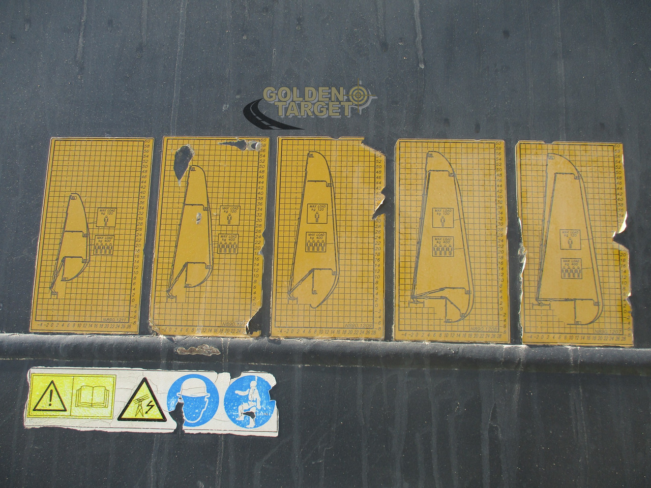 Fire truck Mercedes ACTROS 4140 8x4 METZ P56 Fire Truck: picture 26