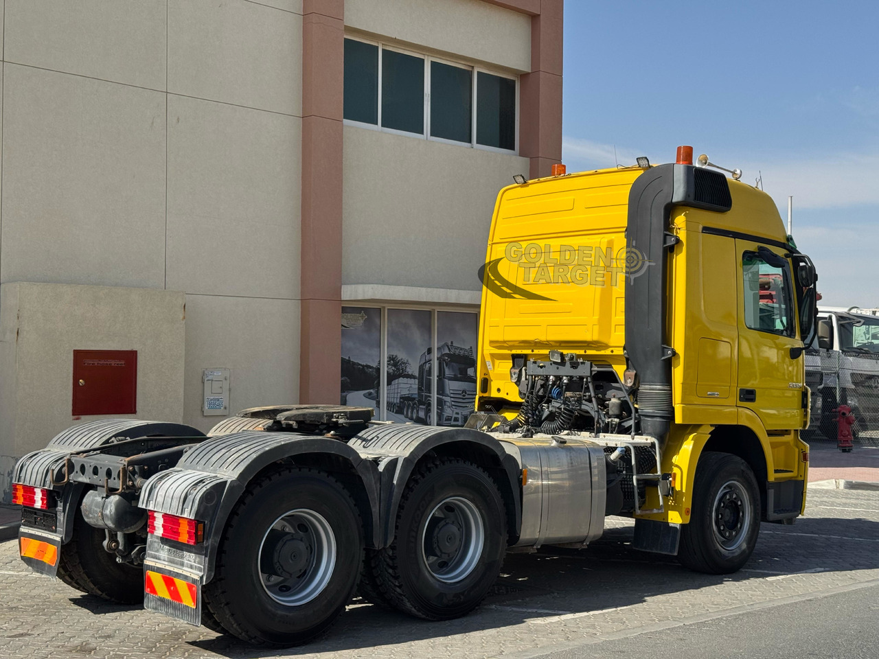 Mercedes Benz ACTROS 3355 6x4 Head Truck - Tractor unit: picture 3 Mercedes Benz ACTROS 3355 6x4 Head Truck - Tractor unit: picture 3