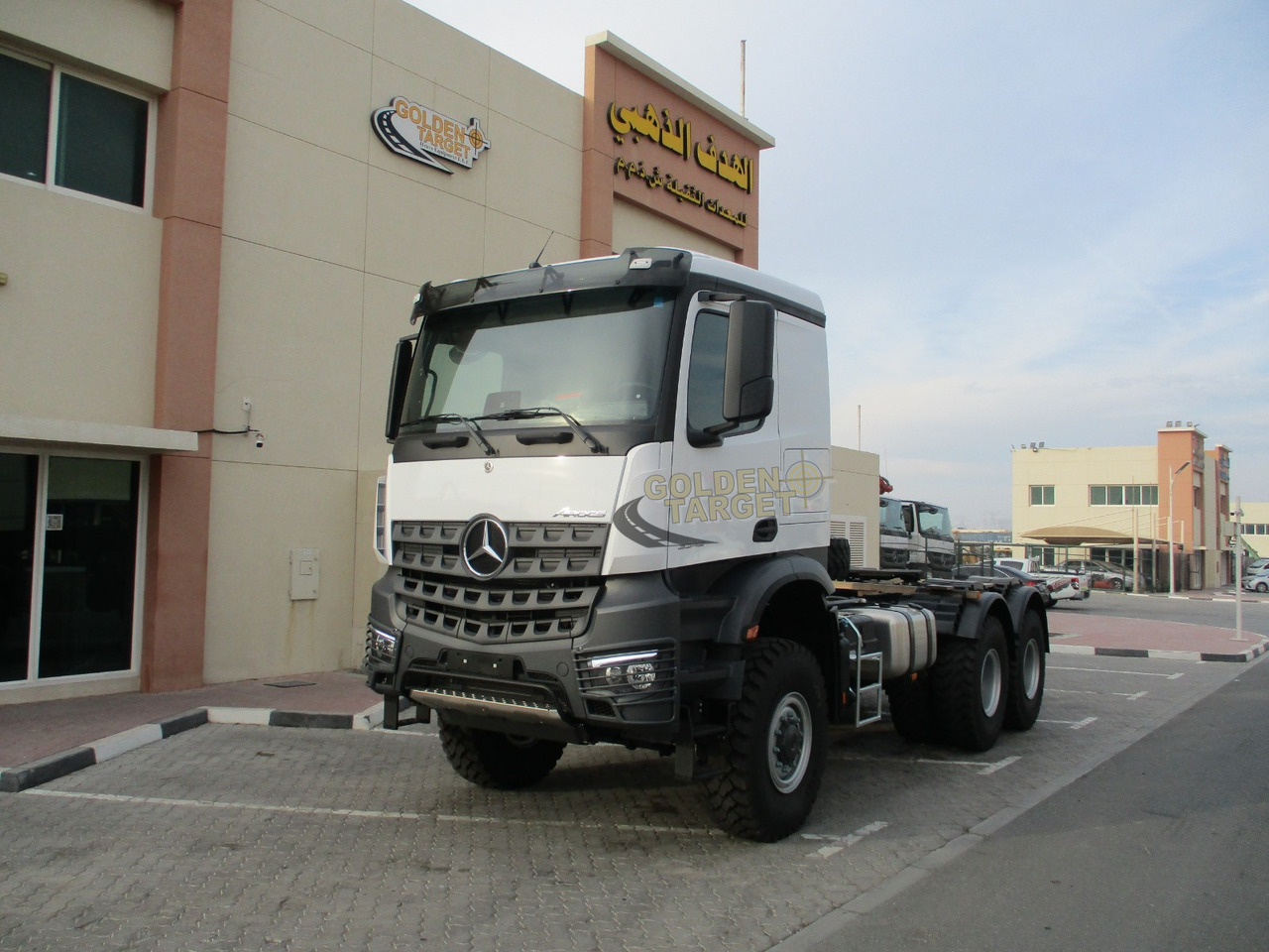Mercedes-Benz Arocs 3342 6x6 Head Truck - Tractor unit: picture 2 Mercedes-Benz Arocs 3342 6x6 Head Truck - Tractor unit: picture 2