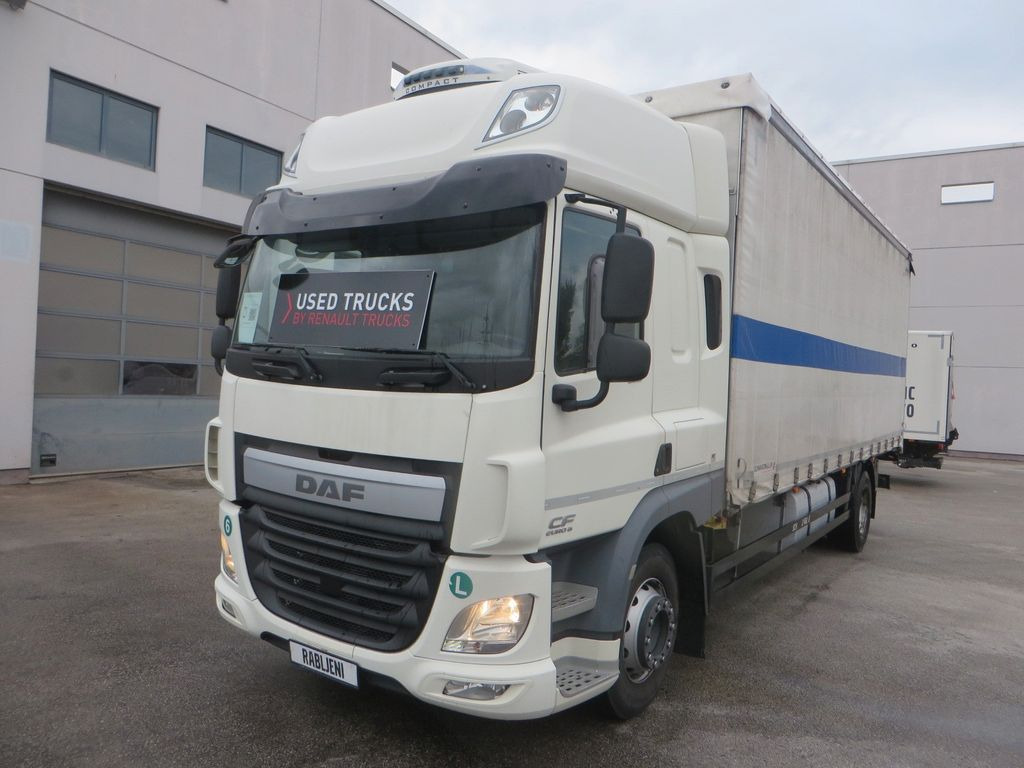 DAF CF320 4x2 Tilt 7.7m - Curtainsider truck: picture 1 DAF CF320 4x2 Tilt 7.7m - Curtainsider truck: picture 1