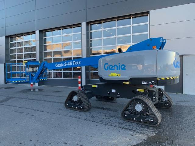 Telescopic boom Genie S 45 XC Trax: picture 1