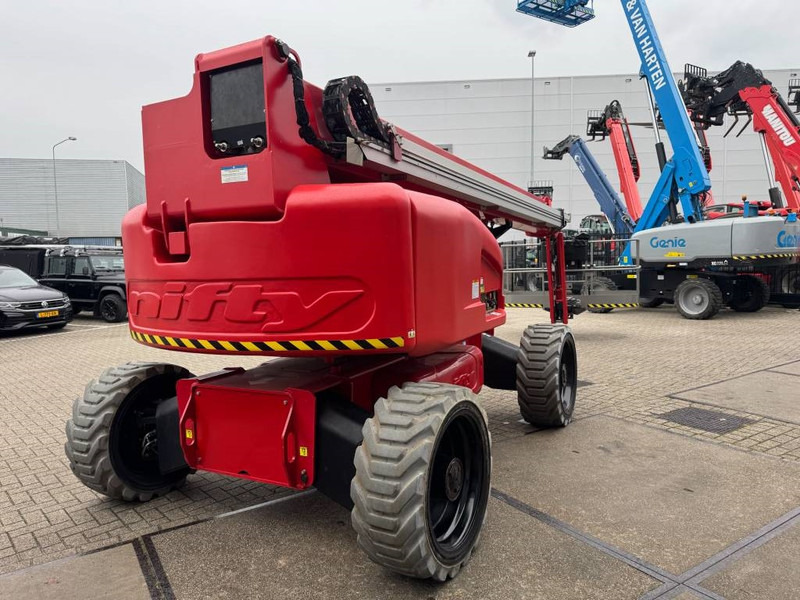 Niftylift HR 28 D E 4x4 - Articulated boom: picture 4 Niftylift HR 28 D E 4x4 - Articulated boom: picture 4