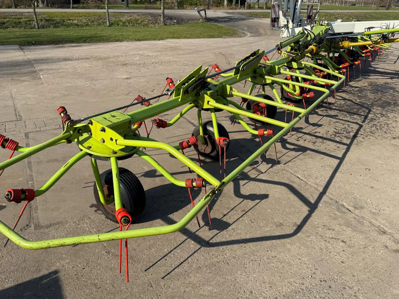 Claas Volto 1320 T Gedragen 13 meter - Tedder/ Rake: picture 4 Claas Volto 1320 T Gedragen 13 meter - Tedder/ Rake: picture 4