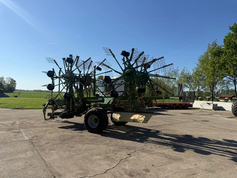 Krone swadro 1400 4 rotor hark 4 elements hark - Tedder/ Rake: picture 3 Krone swadro 1400 4 rotor hark 4 elements hark - Tedder/ Rake: picture 3