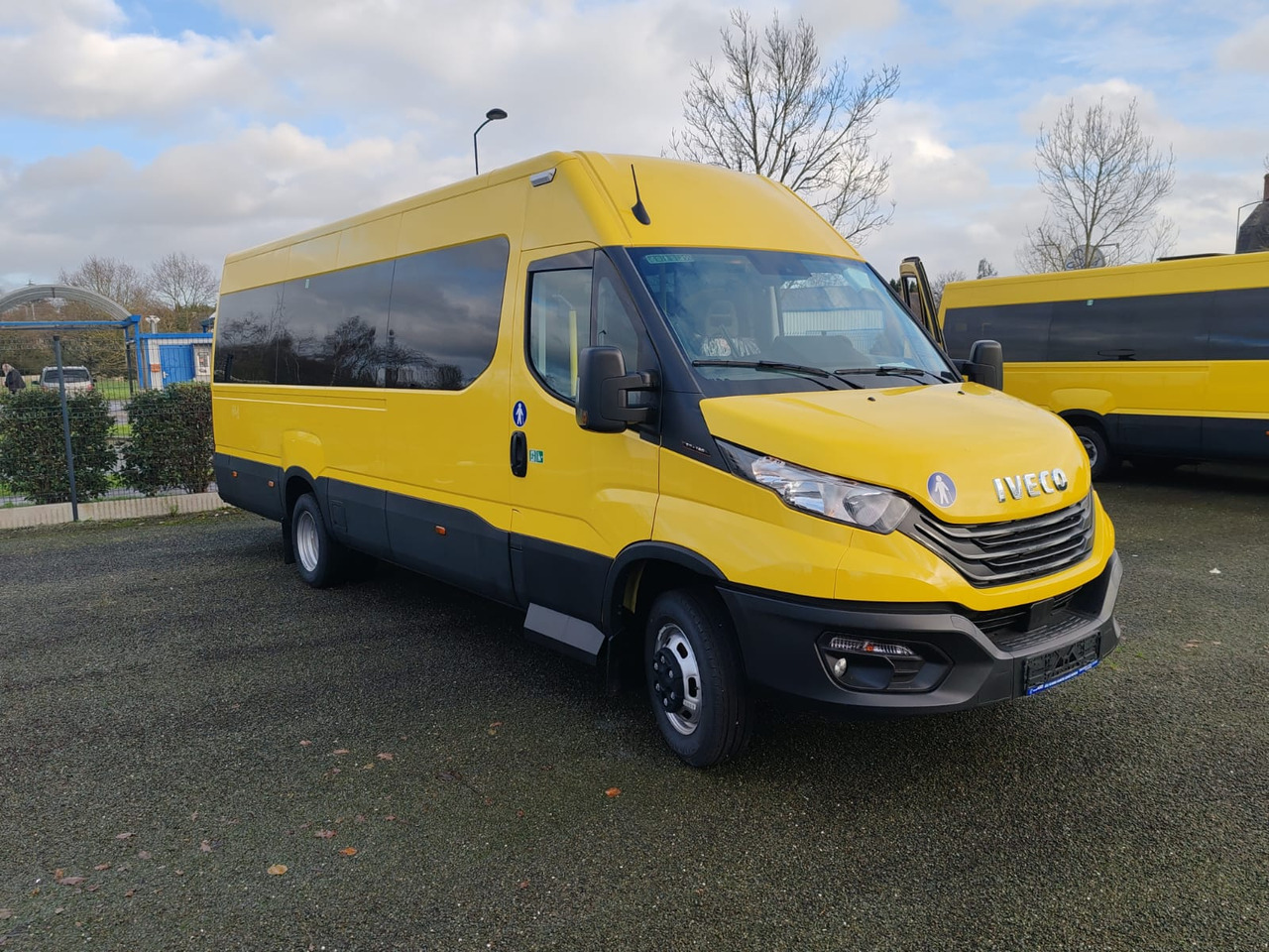 5 MINIBUS IVECO DAILY NEUF ET NON IMMATRICULE - Minibus, Passenger van: picture 2 5 MINIBUS IVECO DAILY NEUF ET NON IMMATRICULE - Minibus, Passenger van: picture 2