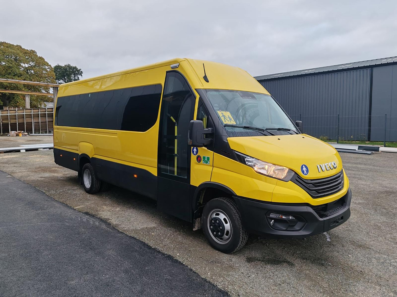 5 MINIBUS IVECO DAILY NEUF ET NON IMMATRICULE - Minibus, Passenger van: picture 1 5 MINIBUS IVECO DAILY NEUF ET NON IMMATRICULE - Minibus, Passenger van: picture 1