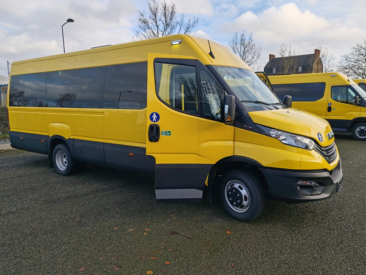 5 MINIBUS IVECO DAILY NEUF ET NON IMMATRICULE - Minibus, Passenger van: picture 3 5 MINIBUS IVECO DAILY NEUF ET NON IMMATRICULE - Minibus, Passenger van: picture 3